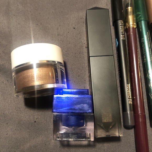 SOLD - Picture 3 of 6